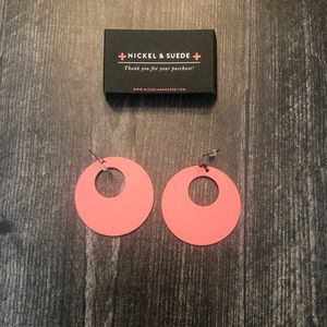 Nickel & Suede Coral Novas